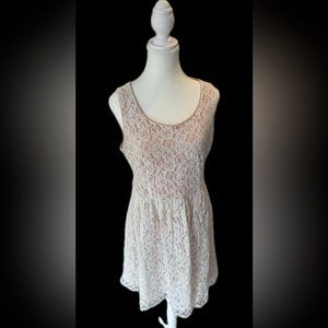 Romeo & Juliet Couture Ivory Lace Dress